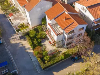 Zgrada u kojoj se nalazi apartman