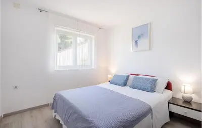 Krevet ili kreveti u jedinici u objektu Stunning Apartment In Vodice With Wifi