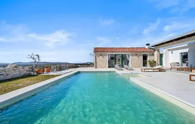 Bazen u objektu Stunning Home In Krkovic ili u blizini
