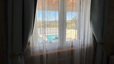 Bazen u objektu Villa MM Stankovci with heated pool, sauna, jacuzzi ili u blizini