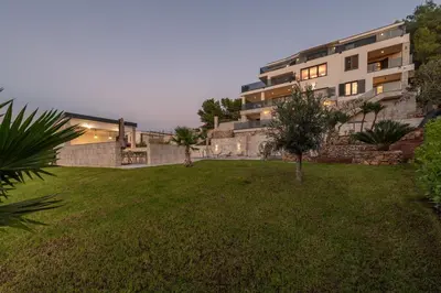 Zgrada u kojoj se nalazi apartman