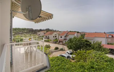Balkon ili terasa u objektu Gorgeous Apartment In Sibenik With House Sea View