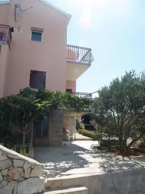 Zgrada u kojoj se nalazi apartman