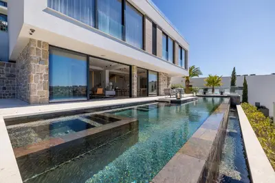 Bazen u objektu Villa Olive Vista 2, Zatoglav, Rogoznica ili u blizini