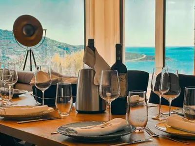 Pića u objektu Primosten Hills North - Luxury Villa - Sea view