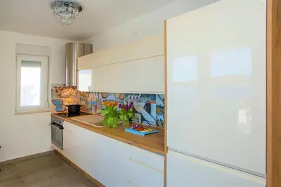 Kuhinja ili čajna kuhinja u objektu Villa Kata Razanj