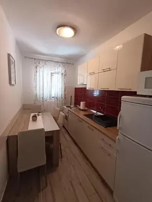 Kuhinja ili čajna kuhinja u objektu M&A holiday house