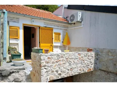 Zgrada u kojoj se nalazi apartman