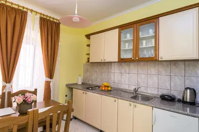 Kuhinja ili čajna kuhinja u objektu Apartments Niko