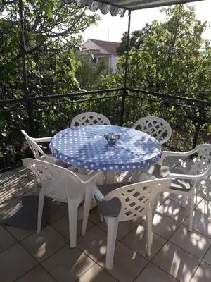 Balkon ili terasa u objektu Apartmani Lasić