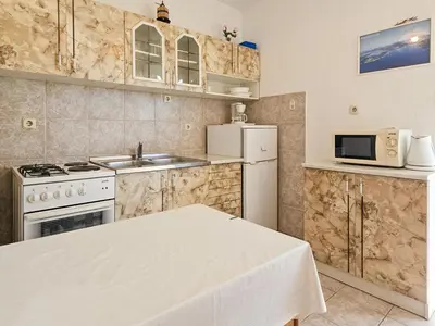 Kuhinja ili čajna kuhinja u objektu Apartment Miline-2 by Interhome