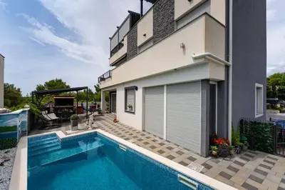 Bazen u objektu MY DALMATIA - Apartment Nikita with private pool ili u blizini