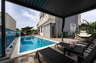 Bazen u objektu MY DALMATIA - Apartment Nikita with private pool ili u blizini