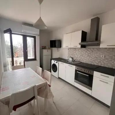 Sea Breeze Apartment
