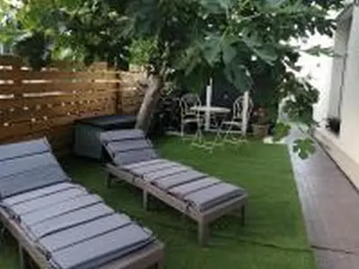 Vrt u objektu Apartments with swimming pool Vodice - 23696