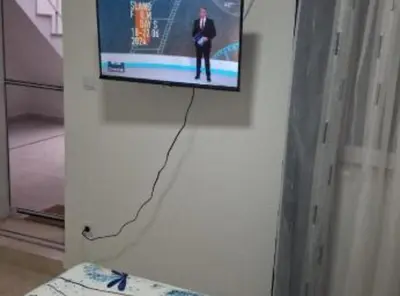 TV i/ili zabavni centar u objektu Sineva