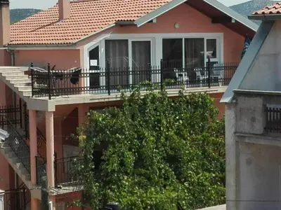 Balkon ili terasa u objektu Apartman Ena terasa&parking