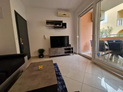 TV i/ili zabavni centar u objektu Lux Apartment