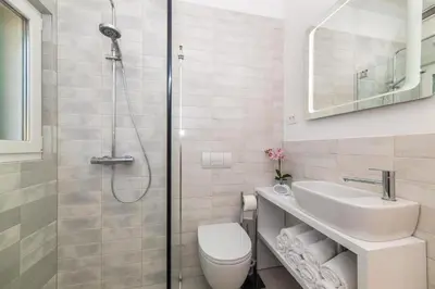 Kupaonica u objektu Luxury Villa East