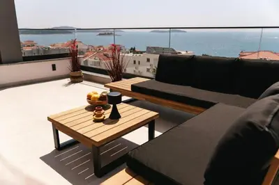 Balkon ili terasa u objektu Modern,Stylish Exclusive Villa with Pool&Jacuzzi