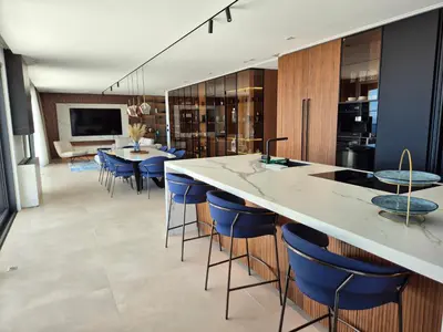 TV i/ili zabavni centar u objektu Pearl Penthouse