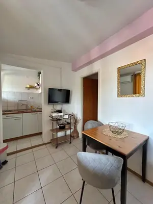 Kuhinja ili čajna kuhinja u objektu Apartments Kety