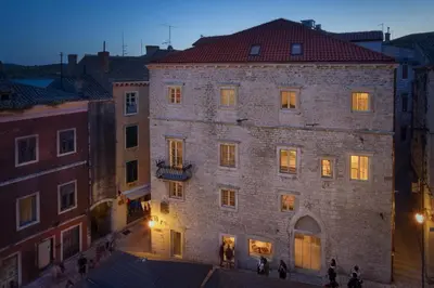 Zgrada u kojoj se nalazi hotel