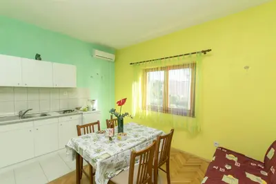 Kuhinja ili čajna kuhinja u objektu Apartments Albina