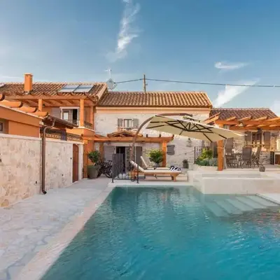 Luxury Villa Finessa Skradin 2 with heated pool