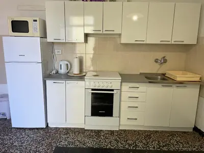 Kuhinja ili čajna kuhinja u objektu Apartman Zablace
