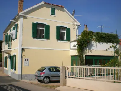 Zgrada u kojoj se nalazi apartman