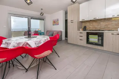 Kuhinja ili čajna kuhinja u objektu Apartment Cvita