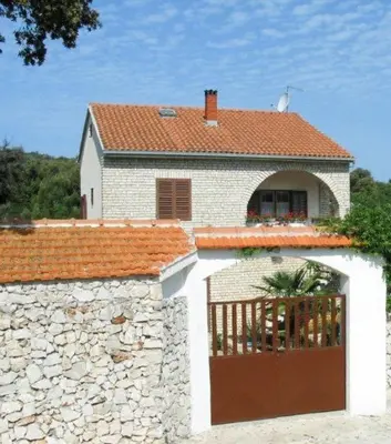 Zgrada u kojoj se nalazi apartman