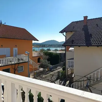Apartmani Dino