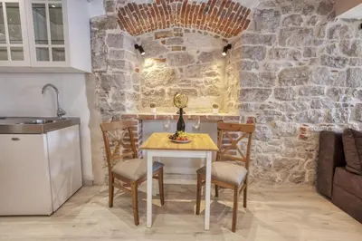 Kuhinja ili čajna kuhinja u objektu Apartman Sun 2