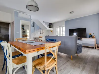 Kuhinja ili čajna kuhinja u objektu Holiday Home Mala by Interhome