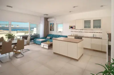 Kuhinja ili čajna kuhinja u objektu Hillside Apartments Murter