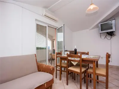 TV i/ili zabavni centar u objektu Apartment Bajan 545
