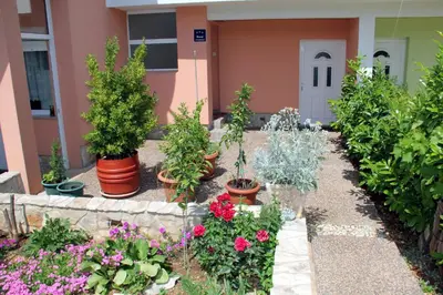 Vrt u objektu Apartment Bura