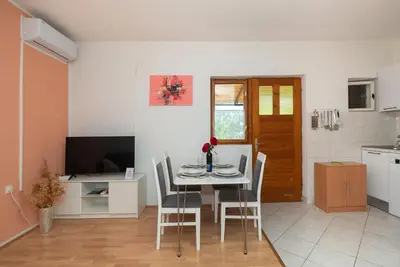 Kuhinja ili čajna kuhinja u objektu Apartments Saric