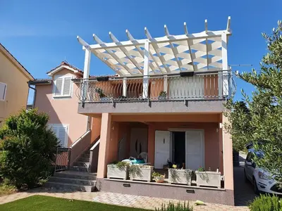 Zgrada u kojoj se nalazi apartman