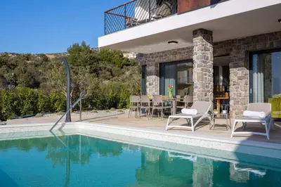 Bazen u objektu Villa Sole Dance ili u blizini