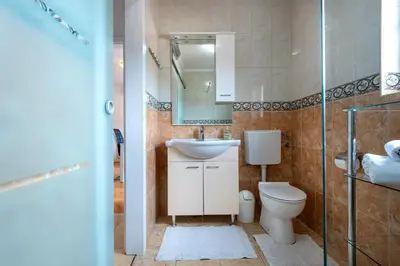 Kupaonica u objektu Apartments Duilo