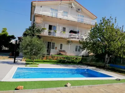 Bazen u objektu LARAGLORIa ili u blizini