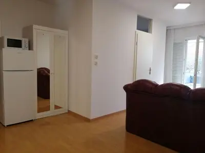 Kuhinja ili čajna kuhinja u objektu LARAGLORIa