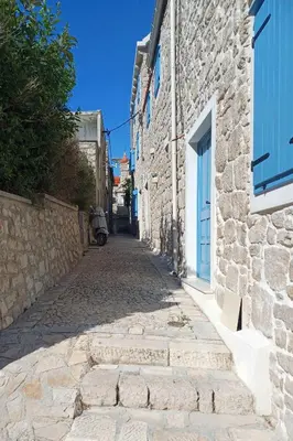 Okolica vikendica ili susjedstvo u blizini