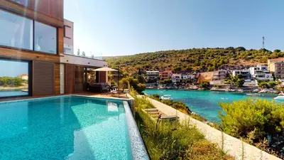 Bazen u objektu Figs and Olives Villas ili u blizini