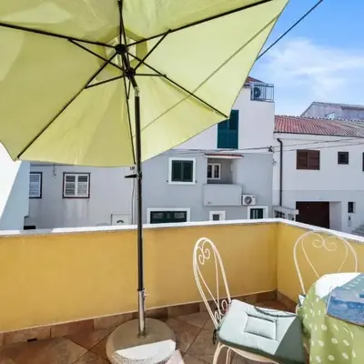 Lovely Apartment In Zaton With Wifi