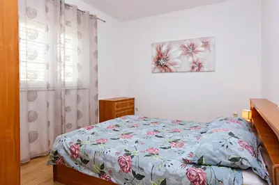 Krevet ili kreveti u jedinici u objektu Apartments by the sea Sparadici - Sibenik - 24118