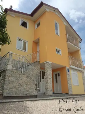 Zgrada u kojoj se nalazi apartman